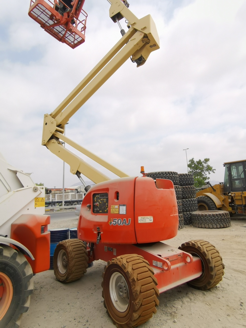 Equipment & Plant for Pipeline F.Z.E JLG450AJ